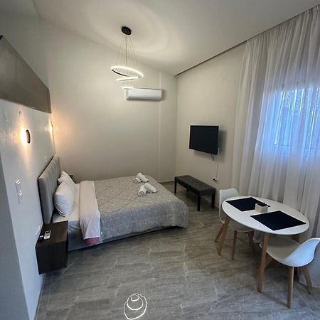 Natalie'S Apartments มากรี ภายนอก รูปภาพ