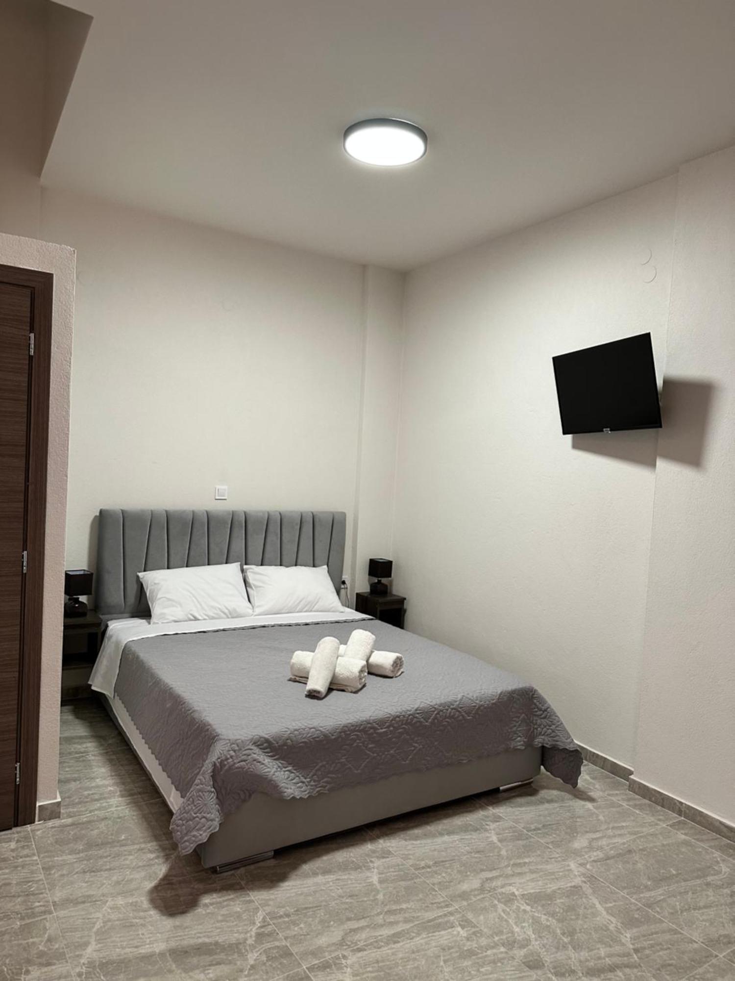 Natalie'S Apartments มากรี ภายนอก รูปภาพ