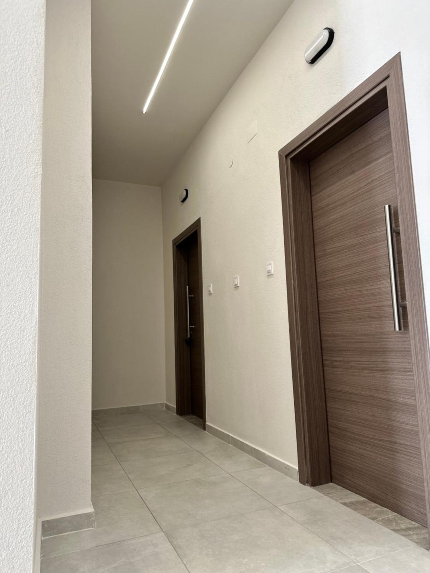 Natalie'S Apartments มากรี ภายนอก รูปภาพ